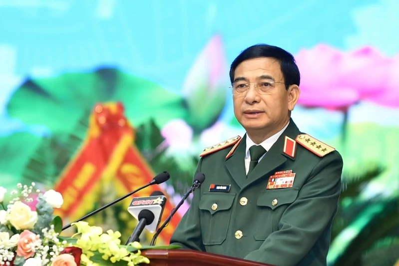 Đại tướng Phan Văn Giang gửi thư chúc mừng đội ngũ nhà giáo, cán bộ quản lý giáo dục trong Quân đội
