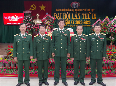 Tự hào thành phố anh hùng