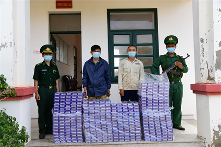 Bình Phước bắt 6 vụ thuốc lá nhập lậu cùng 1 ngày