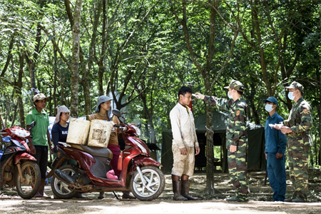 Phòng, chống dịch hiệu quả trên biên giới Tây Ninh