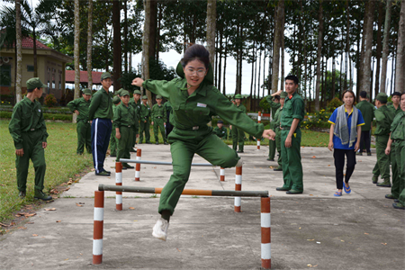 Trưởng thành hơn từ học kỳ Quân đội