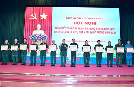 Trường Quân sự Quân khu 7 hoàn thành tốt nhiệm vụ quân sự, quốc phòng năm 2023