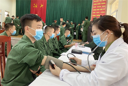 Thí sinh trúng tuyển nhập học các trường quân đội có phải khám lại sức khỏe không?