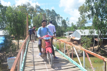Những “Nhịp cầu ước mơ” đến với người dân miền Tây Nam bộ
