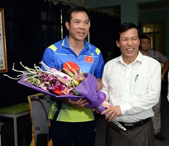 Bộ trưởng Bộ VHTTDL động viên Đoàn thể thao Việt Nam dự SEA Games 29