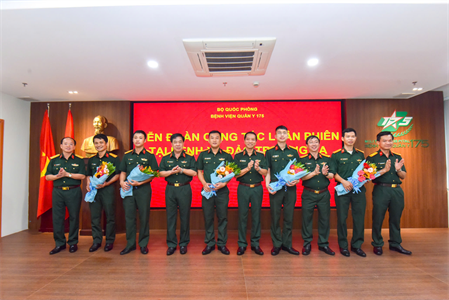 Bệnh viện Quân y 175 cử y, bác sĩ thực hiện nhiệm vụ tại huyện đảo Trường Sa
